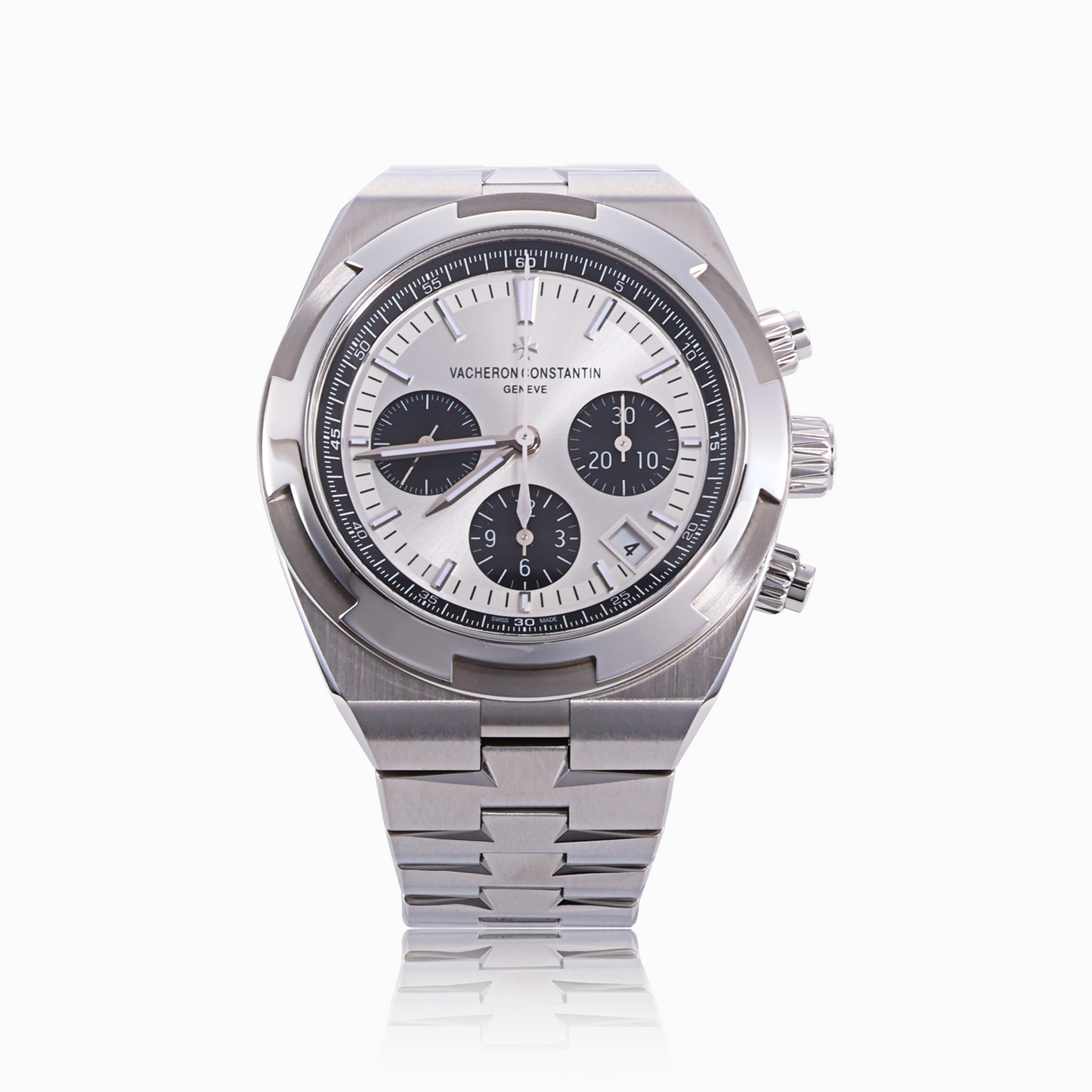 オーヴァーシーズ・クロノグラフ 5500V/110A-B686 シルバー