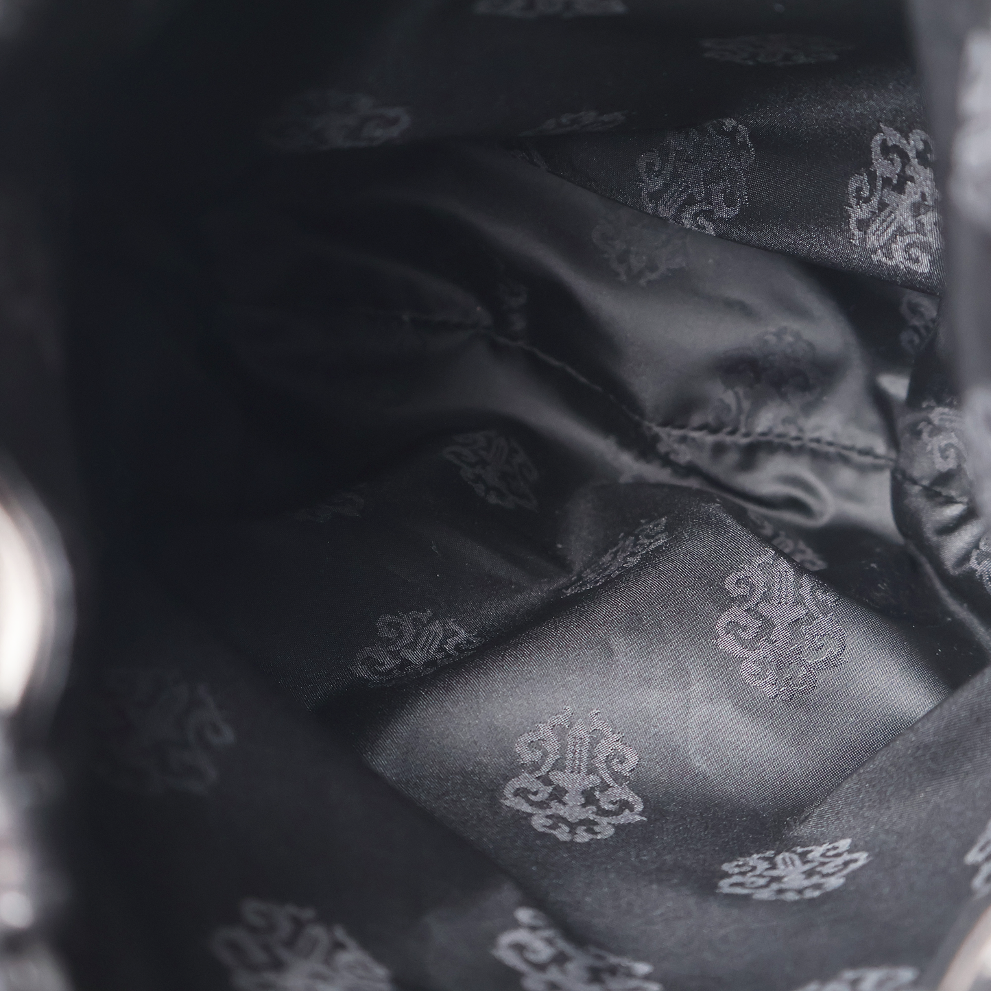 クロスパッチ ドローストリング バッグ ブラック